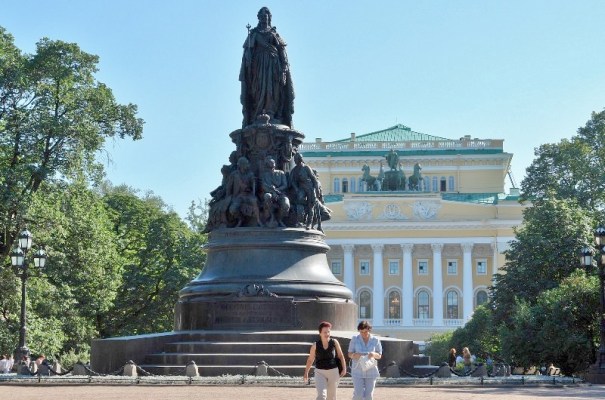 Monument_to_Catherine_the_Great