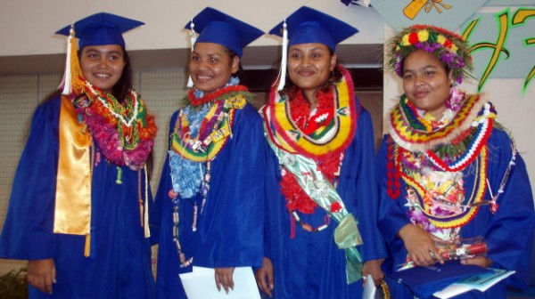 women-grads-yap-600x336