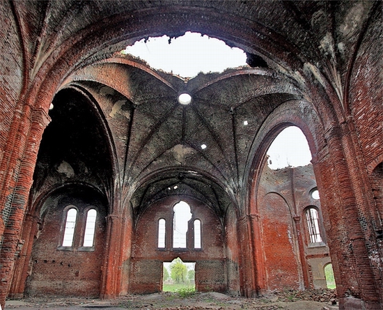 kaliningrad-oblast-architecture-remains-9