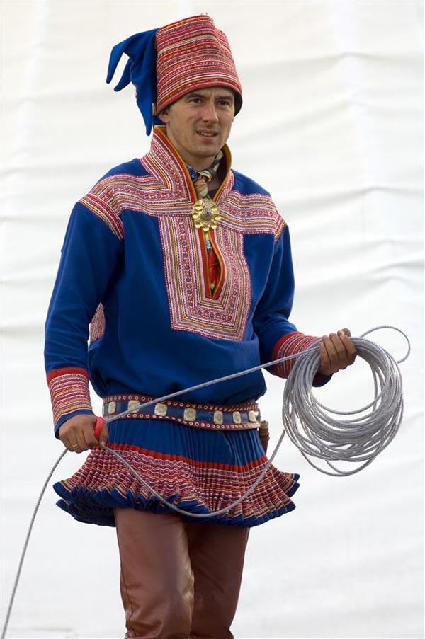 Sami Robe History of the Sami – Traveling Your Dream