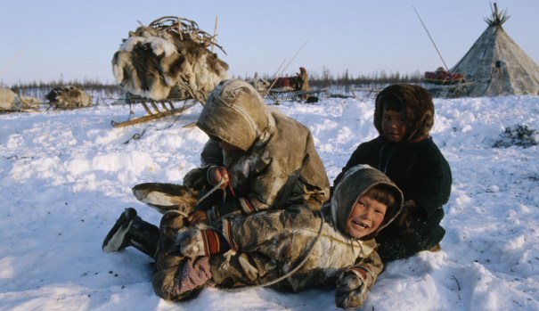 nenets-playing